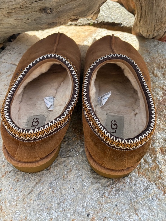 UGG Tasman Slippers Men\'s 9 Chestnut Suede Shearling Lined‎ Slip On 5950 main image 4